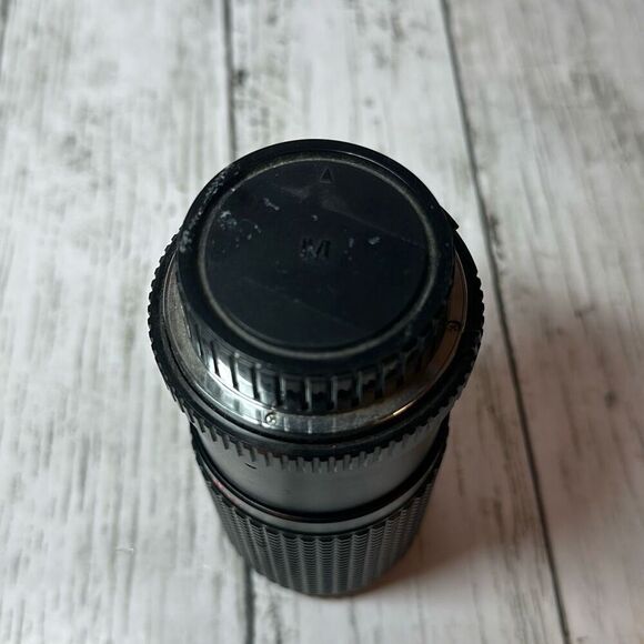 Toyo Optics Auto Macro Zoom Lens 1:45  75-200mm  No. K8645883 - Picture 6 of 7